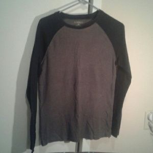 No boundaries long sleeve tee